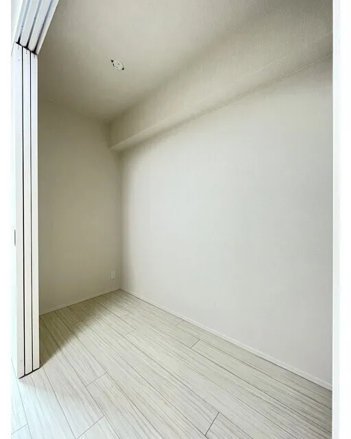 Comforia Liv Kayabacho - Interior - ["Flooring", "Floor", "Wood"]