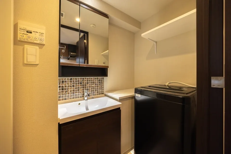 Hmlet Azabu-Juban II - Interior - ["Flooring", "Interior design", "Floor"]
