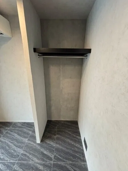 EXAM AKASAKA - Interior - ["Composite material", "Grey", "Silver"]