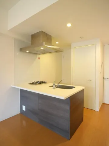 Prime Urban Gakugei Daigaku Park Front - Interior - ["Floor", "Flooring", "Apartment"]