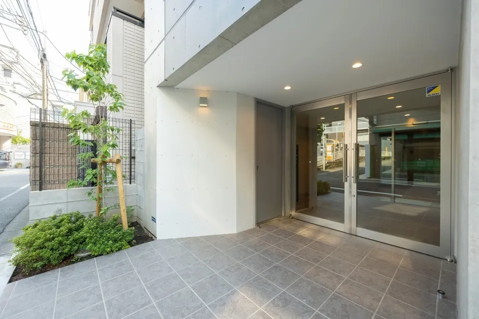 Hmlet Shinjuku Kawadacho - Exterior - []