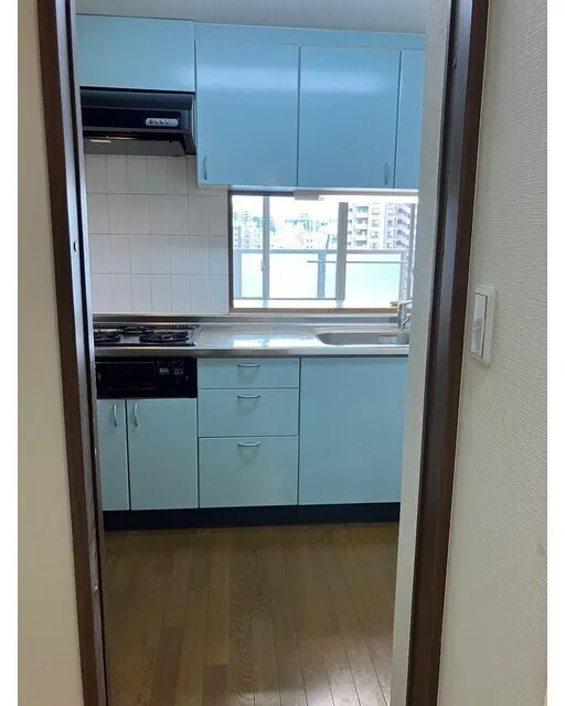 Prime Urban Nishi-Nippori - Interior - ["Cabinetry", "Window", "Countertop"]