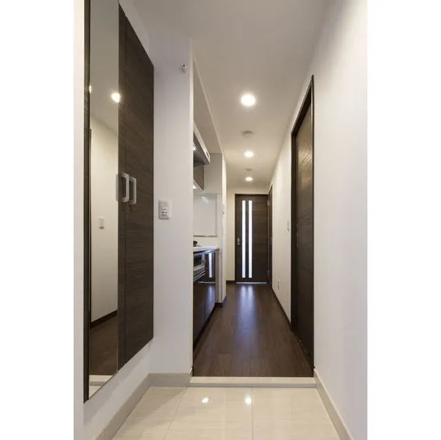 LIBR GRANT Setagaya Tsurumaki - Interior - ["Building", "Door", "Fixture"]