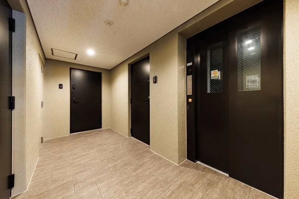 Hmlet Nishi-Shinjuku - Exterior - []