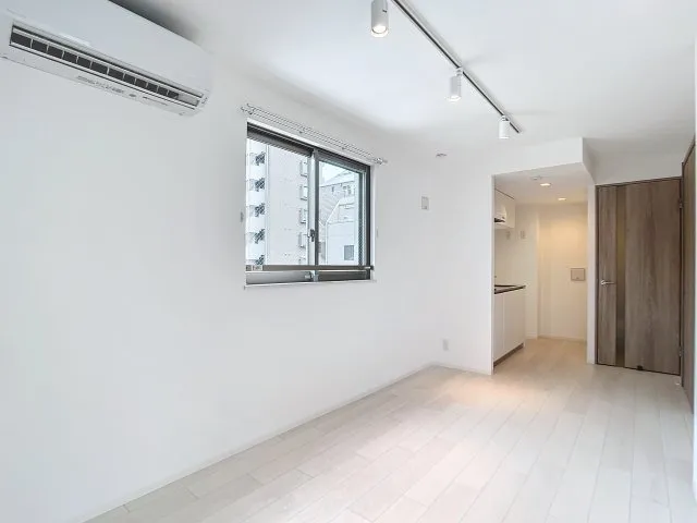 Ruygo Kagurazaka - Interior - ["Flooring", "Ceiling", "Floor"]