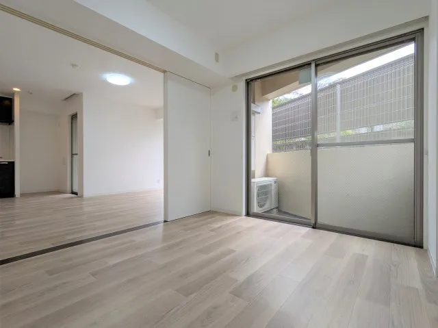 Beljure Takanawa - Interior - ["Flooring", "Floor", "Ceiling"]