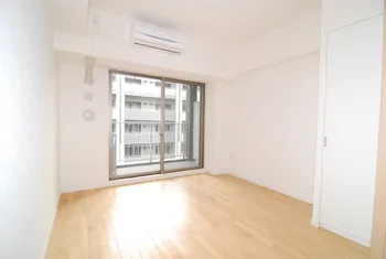 Esty Maison Toyosu Residence - Interior - ["Wood flooring", "Hardwood", "Laminate flooring"]