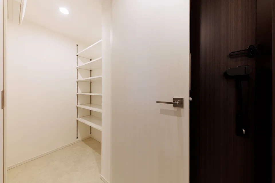 Hmlet Kinshicho II - Interior - ["Flooring", "Wood", "Interior design"]