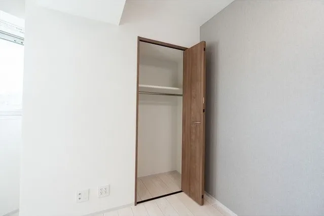 BPR Residence Nerima Fujimidai - Interior - ["Wood", "Flooring", "Floor"]