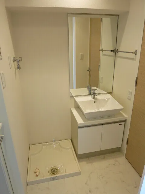 KDX Residence Oyama - Interior - ["Plumbing fixture", "Flooring", "Bathroom Sink"]