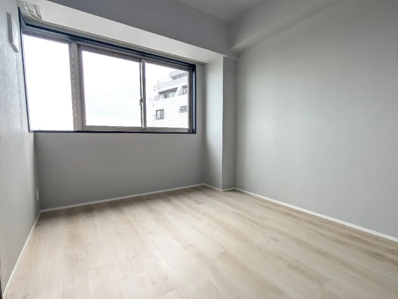 Residia Jiyugaoka - Interior - ["Flooring", "Floor", "Ceiling"]