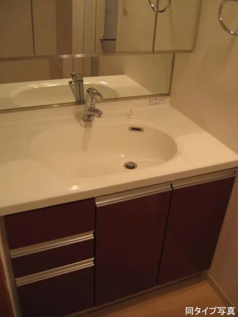 Comforia Nihonbashi - Interior - ["Brown", "Tap", "Plumbing fixture"]