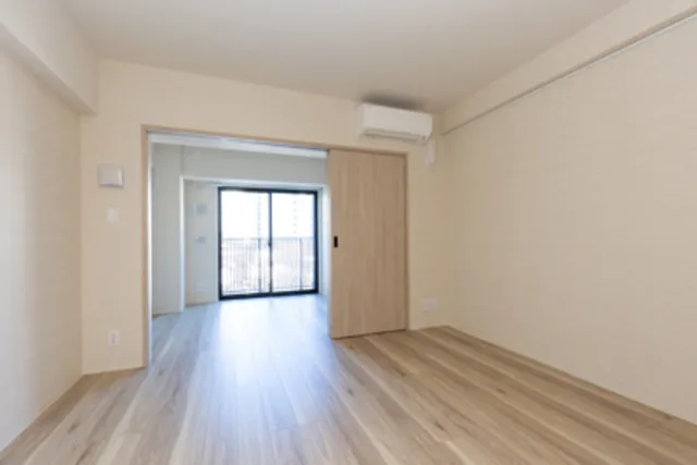 Sakuras Gotanda - Interior - ["Wood flooring", "Flooring", "Floor"]
