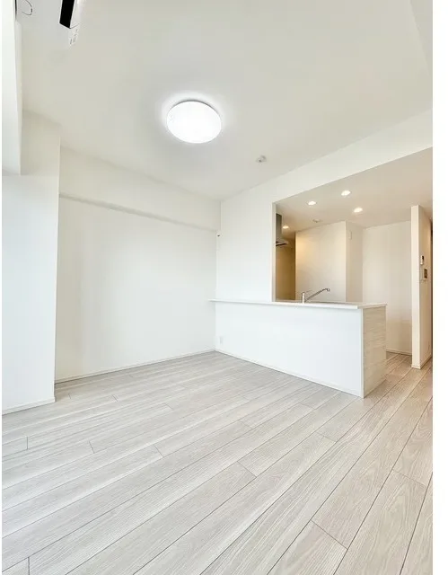 Comforia Liv Sumiyoshi Chida - Interior - ["Flooring", "Floor", "Wood"]