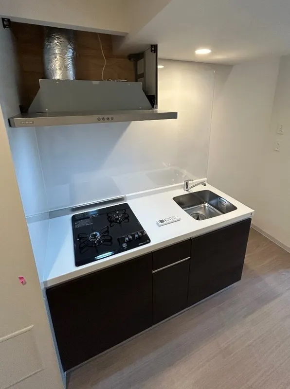 WORVE Suita Esaka - Interior - ["Kitchen", "Major appliance", "Kitchen stove"]