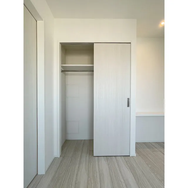 TS Residence Kita Ueno - Interior - ["Wood", "Fixture", "Floor"]