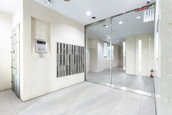 Levina Tokyo Yaesu Street - Exterior - ["Flooring", "Floor", "Ceiling"]