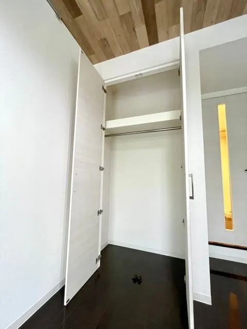 RESIDIA Kinshicho - Interior - ["Flooring", "Wood", "Floor"]