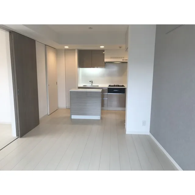 Asyl Court Nishimagome - Interior - ["Building", "Cabinetry", "Countertop"]