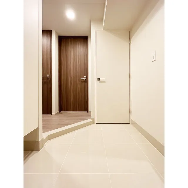 Orchid Residence Shibuya Tomigaya - Interior - ["Door", "Fixture", "Wood"]