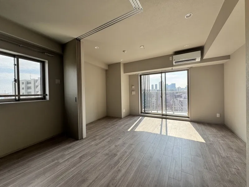 Rumique Monzen-Nakacho - Interior - ["Floor", "Flooring", "Apartment"]