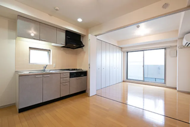 COLORS GARDEN - Interior - ["Cabinetry", "Countertop", "Property"]