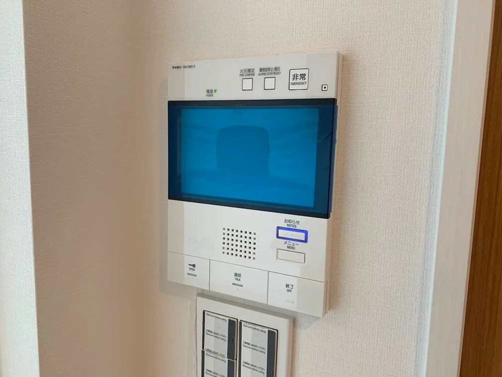 Doue Ryogoku III - Interior - ["Personal computer", "Computer", "Computer monitor accessory"]