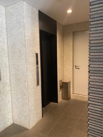 Prime Urban Azabu Kasumicho - Exterior - ["Flooring", "Floor", "Tile"]