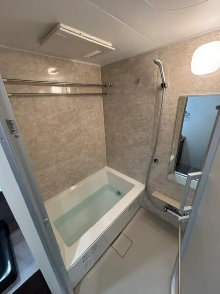 EXAM AKASAKA - Interior - ["Plumbing fixture", "Bathroom", "Flooring"]