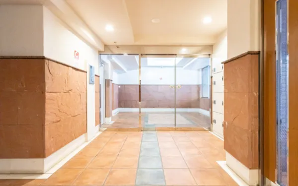 Cynthia Gokokuji Temple - Exterior - ["Flooring", "Floor", "Ceiling"]