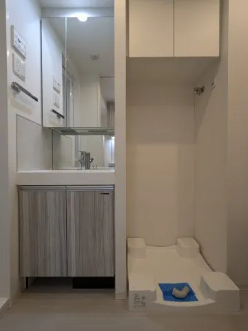 Asyl Court Higashioi - Interior - ["Wall", "Flooring", "Wood"]