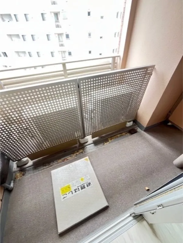 West Park Tower Ikebukuro - Interior - ["Floor", "Composite material", "Mesh"]