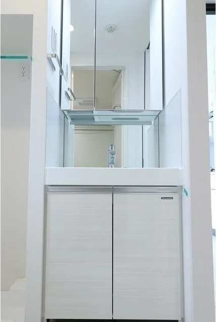 Comforia Fudomae - Interior - ["Product", "Door", "Shower door"]