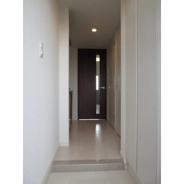 Lacras Hatagaya - Interior - ["Building", "Fixture", "Wood"]