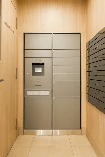Plage Liu Oshiage - Exterior - ["Cabinetry", "Locker", "Wood"]