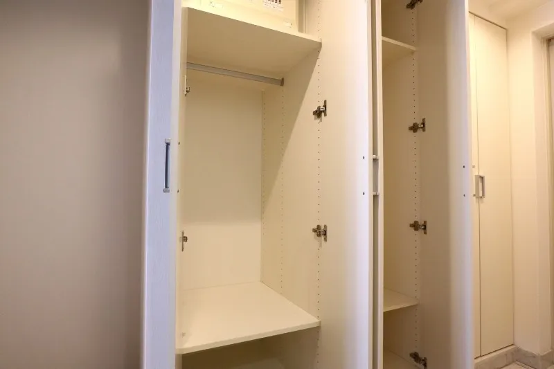 Castalia Kikugawa - Interior - ["Wood", "Door", "Room"]