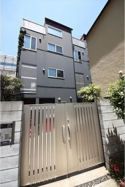 King House Shirokane - Exterior - ["Building", "Window", "Plant"]
