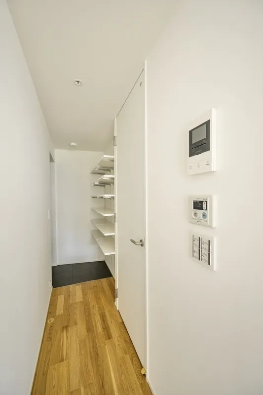Trias358 - Interior - ["Flooring", "Wall", "Floor"]