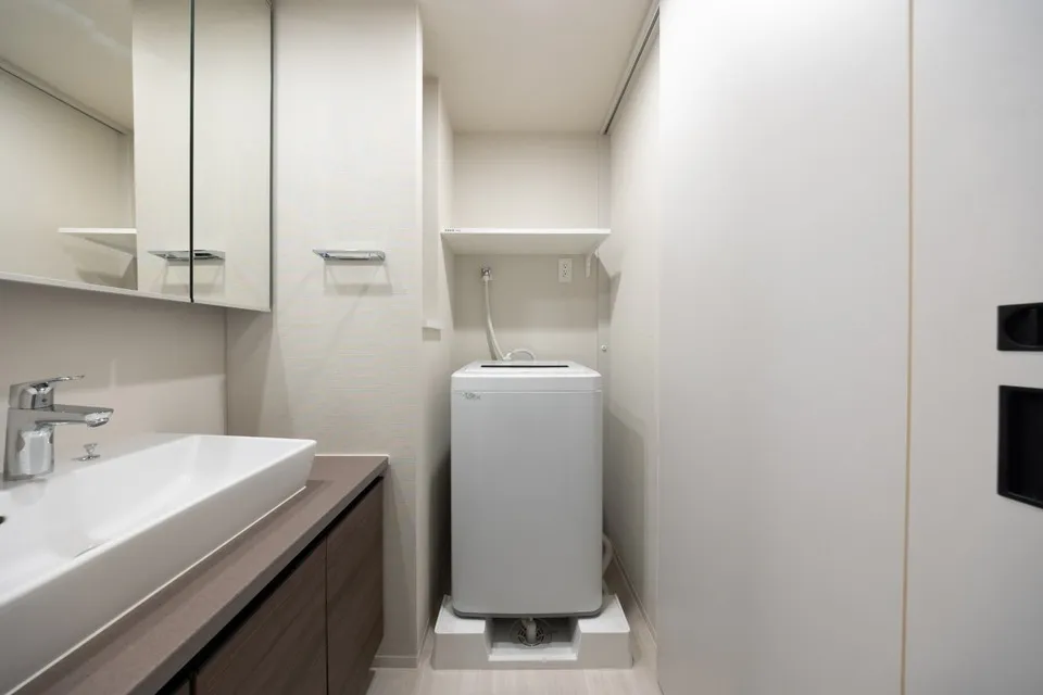 Hmlet Shibuya Hatsudai - Interior - ["Flooring", "Interior design", "Floor"]