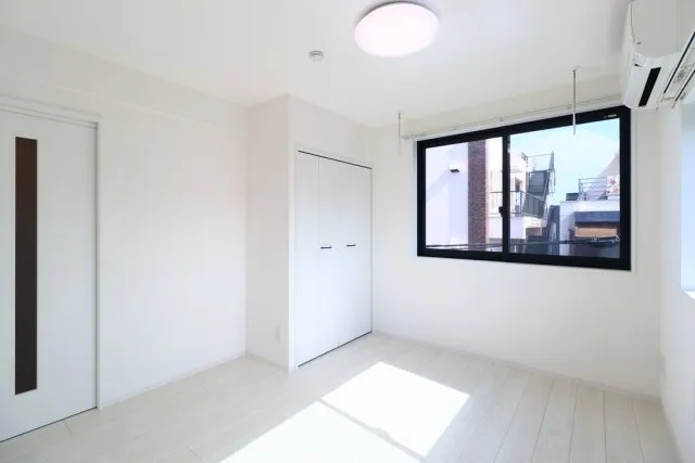 Bright Sumiyoshi - Interior - ["Flooring", "Floor", "Ceiling"]