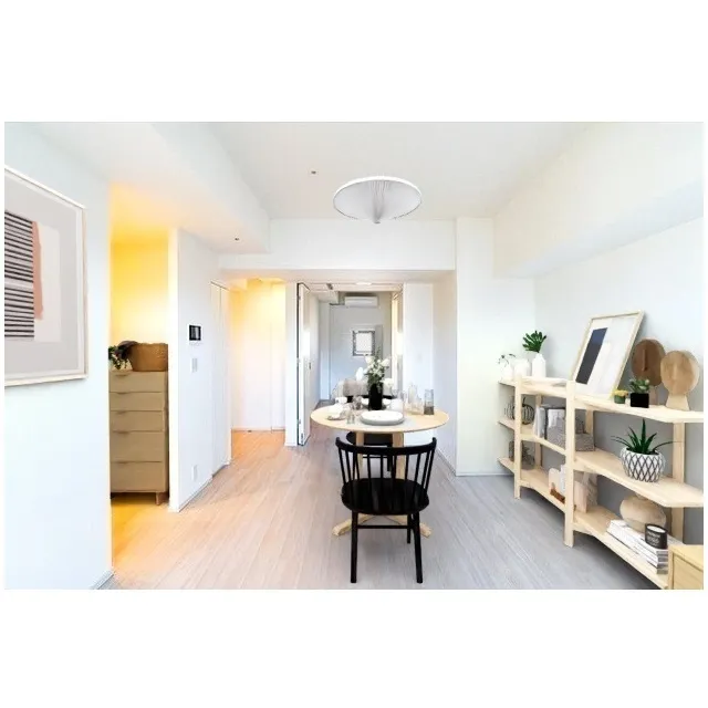 Due Kameido - Interior - ["Furniture", "Table", "Building"]