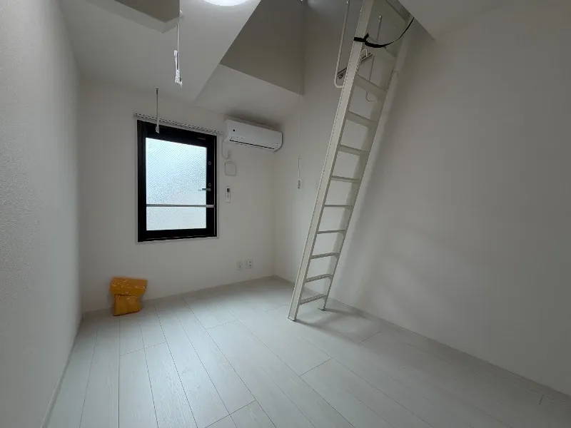 Southern Road Minami Asagaya - Interior - ["Wood", "Flooring", "Floor"]