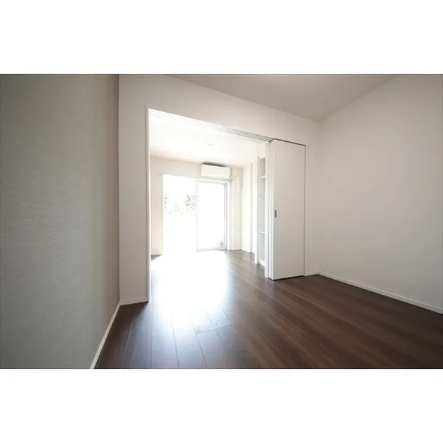 Harmony Residence Shinjuku Yotsuya - Interior - ["Building", "Fixture", "Window"]