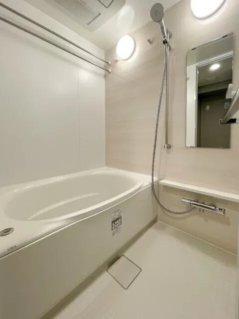 Royal Parks Ariake - Interior - ["Flooring", "Plumbing fixture", "Interior design"]