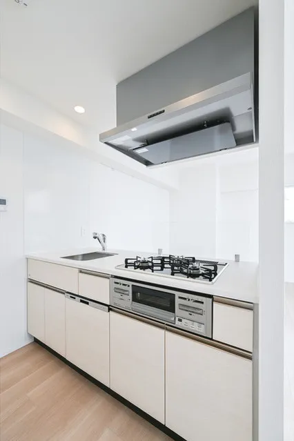 Comforia Liv Omorinishi - Interior - ["Kitchen Appliance", "Major appliance", "Kitchen"]