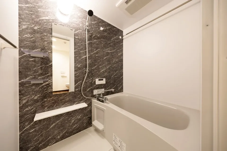 Hmlet Shinjuku Kawadacho - Interior - ["Plumbing fixture", "Bathroom", "Flooring"]
