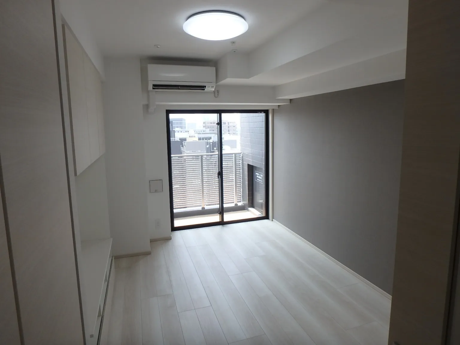 Orchid Residence Ueno - Interior - ["Flooring", "Floor", "Apartment"]