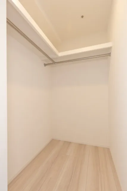 VIERA Court Nihonbashi Hisamatsucho - Interior - ["Building", "Fixture", "Wood"]