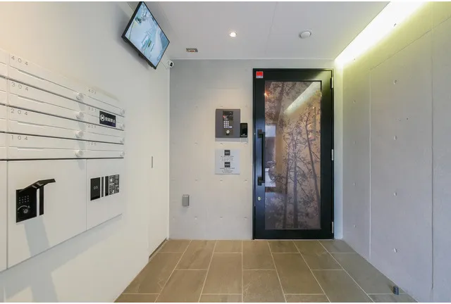 V-Style Hatagaya - Exterior - ["Ceiling", "Glass", "Home Door"]