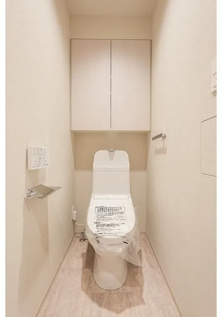 Season Flats Omorinishi - Interior - ["Toilet seat", "Flooring", "Toilet"]